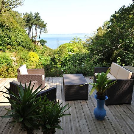 Bed and Breakfast Les Fous De Bassans Poullan-sur-Mer Экстерьер фото