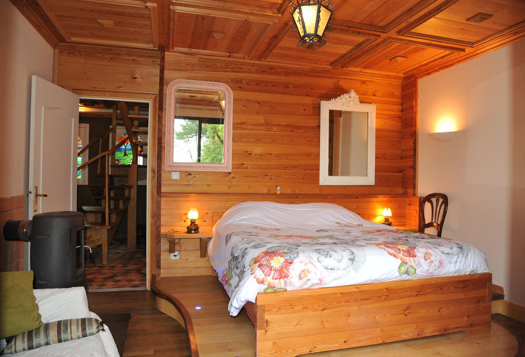 Bed and Breakfast Les Fous De Bassans Poullan-sur-Mer Номер фото