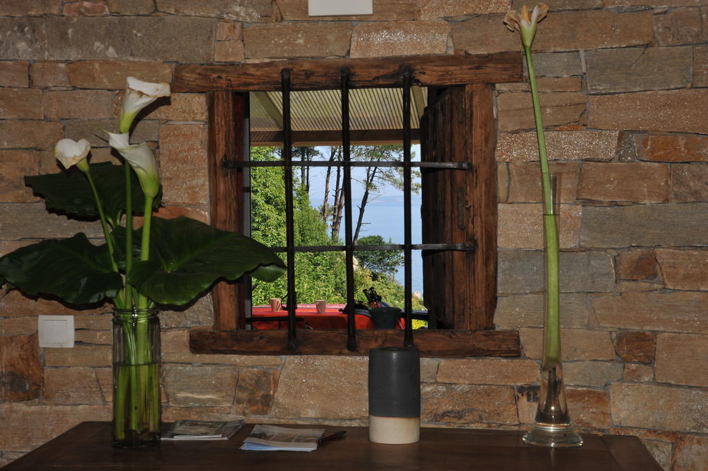 Bed and Breakfast Les Fous De Bassans Poullan-sur-Mer Экстерьер фото