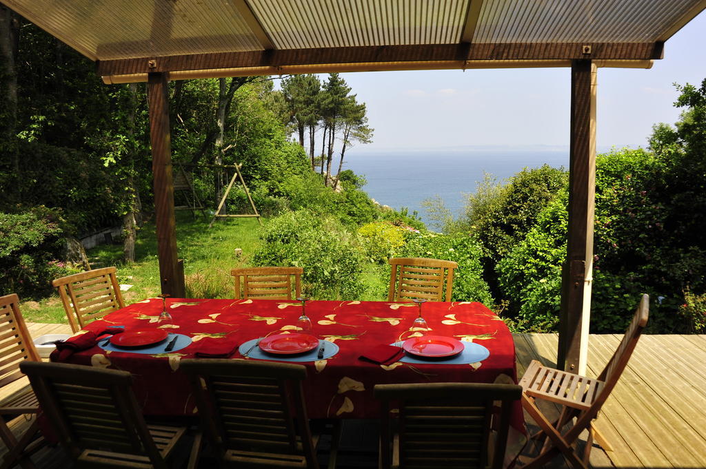 Bed and Breakfast Les Fous De Bassans Poullan-sur-Mer Экстерьер фото